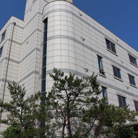 Hotel Parkwood Incheon Airport Экстерьер фото