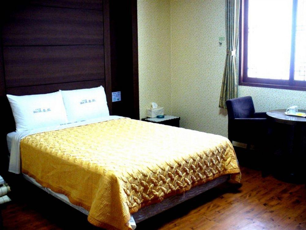 Hotel Parkwood Incheon Airport Экстерьер фото