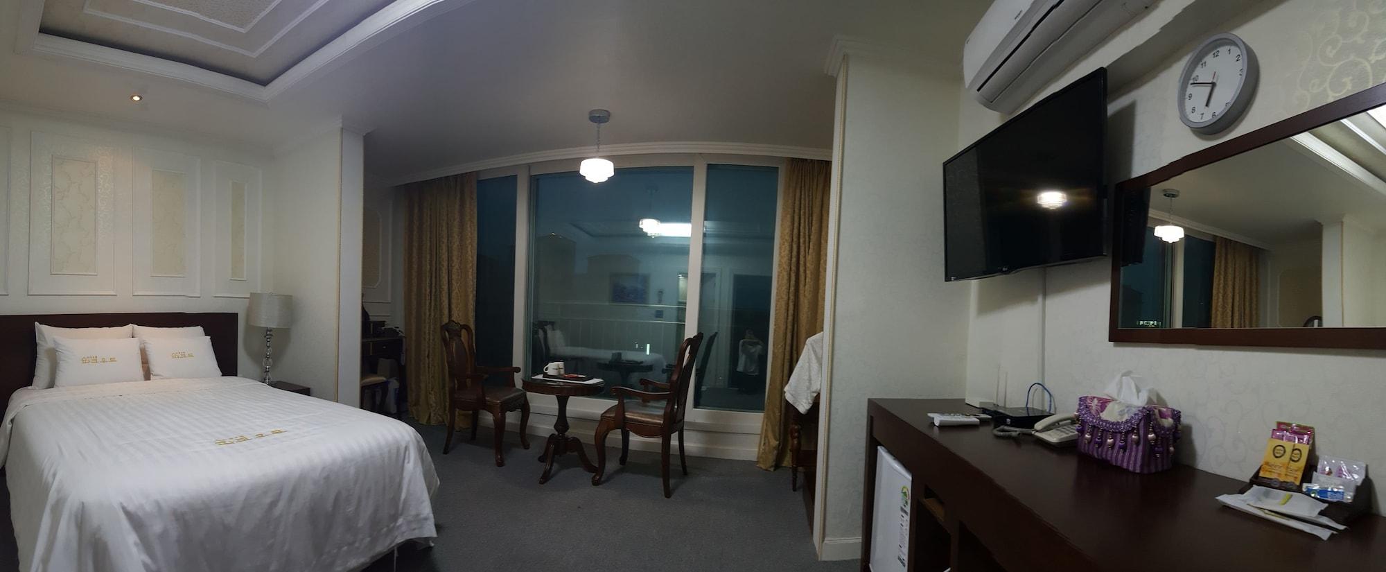 Hotel Parkwood Incheon Airport Экстерьер фото