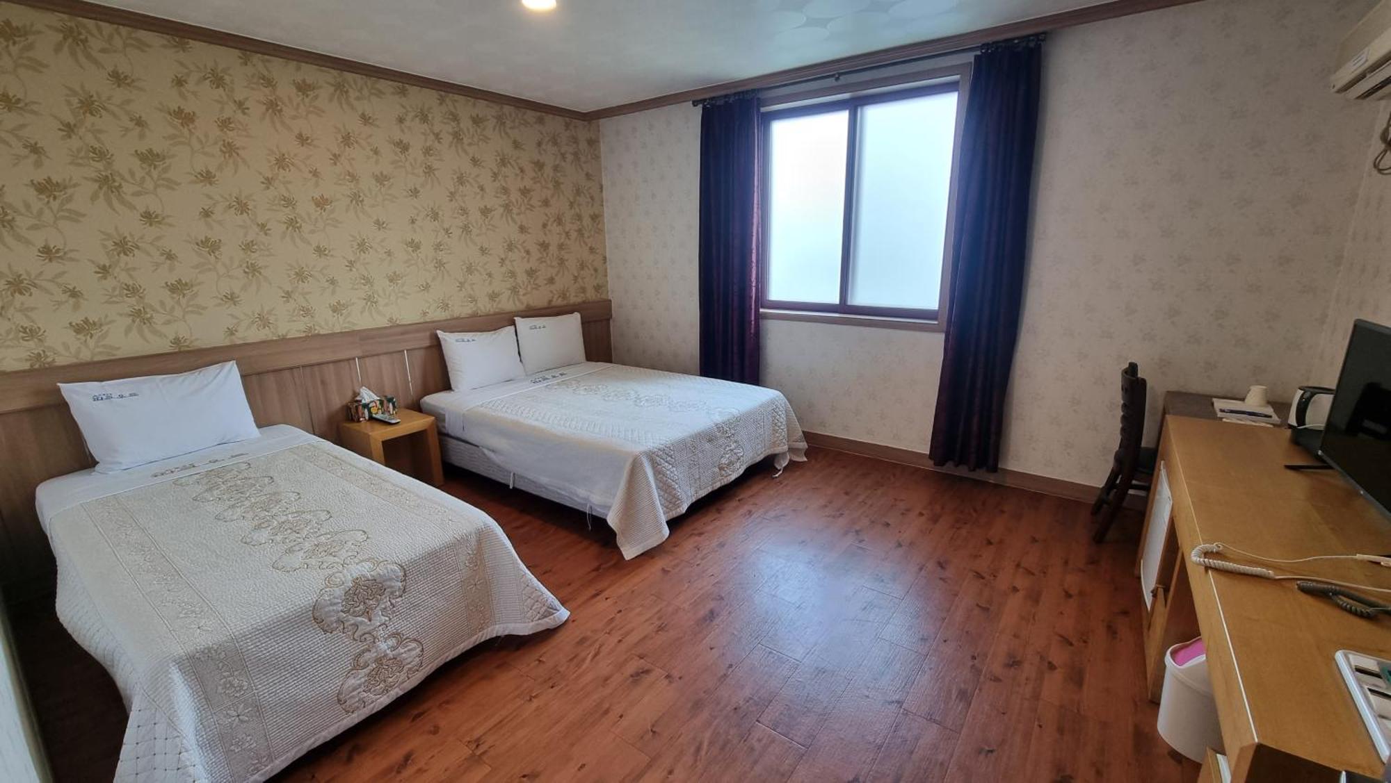 Hotel Parkwood Incheon Airport Экстерьер фото